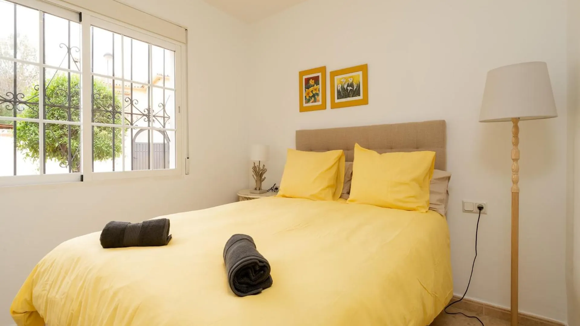 Pleasant Villa With Terrace Marbella Holiday home